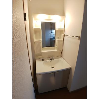 プレミール常行 101【管理NO：1-006206801-01010】 ★家具家電は申し込み後に搬入します★の物件写真6