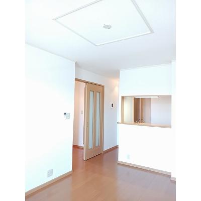 シャルマンコート 201【管理NO：1-013691301-02010】 ★家具家電は申し込み後に搬入します 2026年08月上旬入居可能の物件写真2