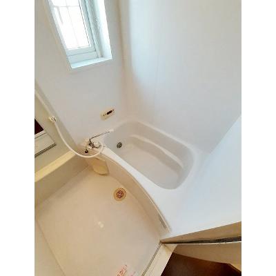 Ｌｉｂｒａ　ｈｏｕｓｅ　Ⅲ 103【管理NO：1-014916403-01030】 ★家具家電は申し込み後に搬入します★の物件写真4
