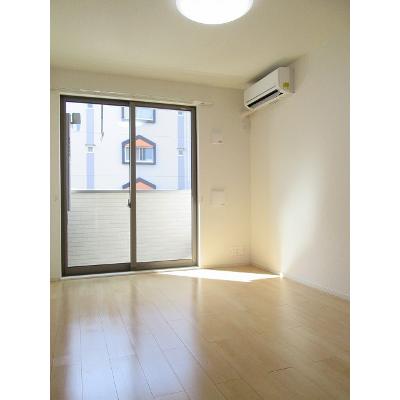 ラ・カーサ・フェリーチェ　Ⅱ 102【管理NO：1-022358702-01020】 ★家具家電は申し込み後に搬入します 2026年07月下旬入居可能の物件写真2