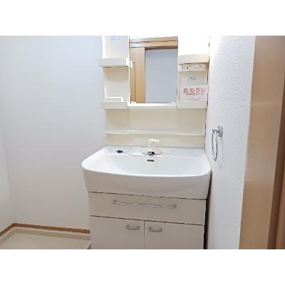 アモール 101【管理NO：1-012694301-01010】 ★家具家電は申し込み後に搬入します★の物件写真6