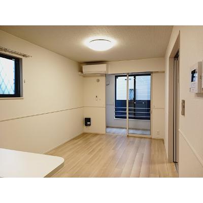 アルドーレ 101【管理NO：1-027505601-01010】 ★家具家電は申し込み後に搬入します★の物件写真2