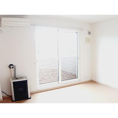 apartment 北海道岩見沢市緑町３丁目１番１号 

↓地図はこちらから