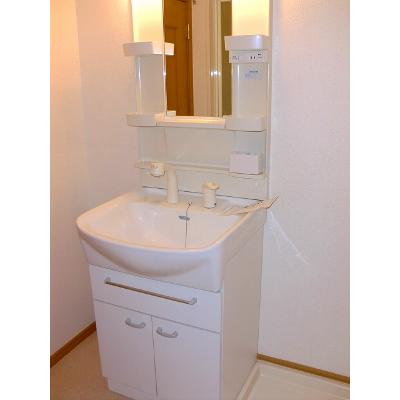 apartment 宮城県柴田郡柴田町大字船岡字清住町６番地６ 

↓地図はこちらから