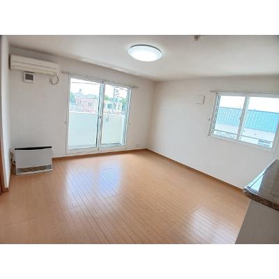 ラフィナートⅡ 401【管理NO：1-015182201-04010】 ★家具家電は申し込み後に搬入しますの物件写真2