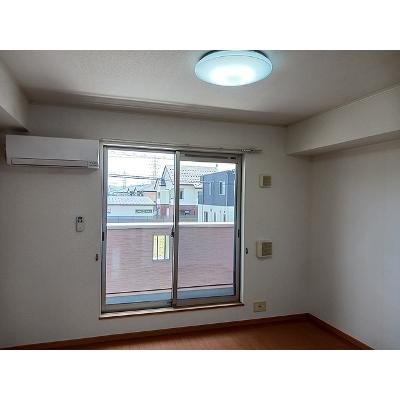 トレフル　Ａ 203【管理NO：1-014218701-02030】 ★家具家電は申し込み後に搬入しますの物件写真2