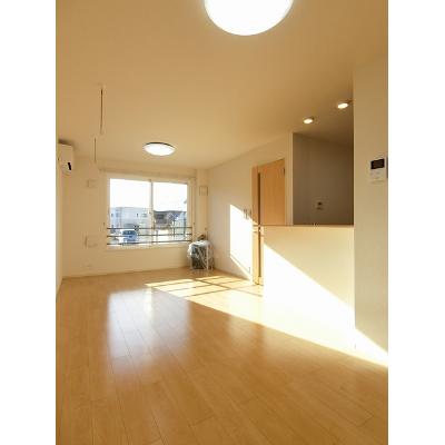 モデルノ　ポテーレⅤ 102【管理NO：1-021488203-01020】 ★家具家電は申し込み後に搬入します 2026年08月上旬入居可能の物件写真2