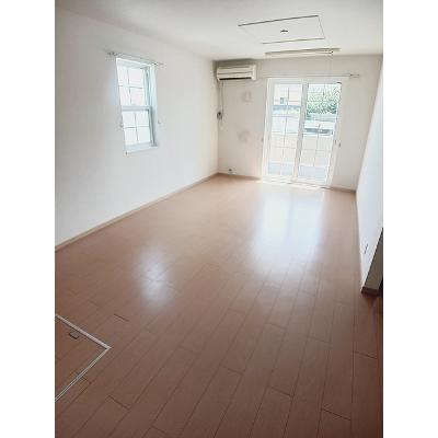 ベル　ルーム　Ｂ 102【管理NO：1-016335402-01020】 ★家具家電は申し込み後に搬入します★の物件写真2