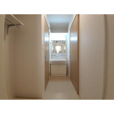 ルナヒナ　マヒナ 201【管理NO：1-026407201-02010】 ★家具家電は申し込み後に搬入します★の物件写真6