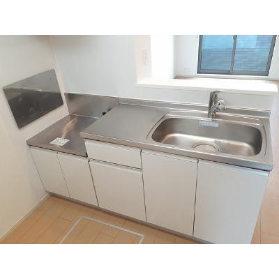 グラース　Ⅰ 102【管理NO：1-020932501-01020】 ★家具家電は申し込み後に搬入します★ ★2026年08月下旬入居可能★の物件写真3
