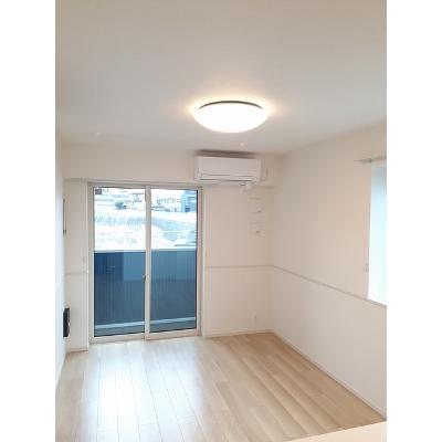 タートルヒルズ３ｒｄ 101【管理NO：1-026381401-01010】 ★家具家電は申し込み後に搬入します★の物件写真2