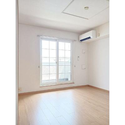 ラフレシール・ジュイエ 202【管理NO：1-014063601-02020】 ★家具家電は申し込み後に搬入します★の物件写真2