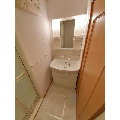 リーヴァ菅池Ａ 203【管理NO：1-015267901-02030】 ★家具家電は申し込み後に搬入します★の物件写真6