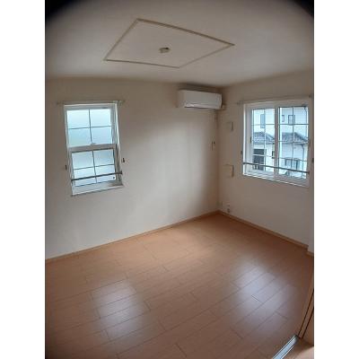 サンフラワー 101【管理NO：1-016562201-01010】 ★家具家電は申し込み後に搬入します 2026年08月中旬入居可能の物件写真2