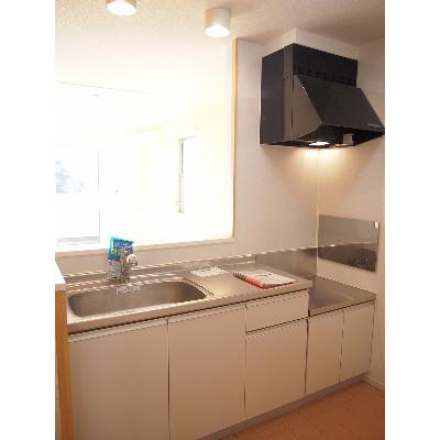 フォーリーフ 205【管理NO：1-018777901-02040】 ★家具家電は申し込み後に搬入します 2026年08月上旬入居可能の物件写真3