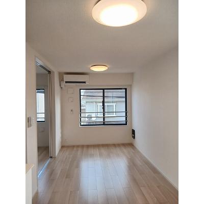 エテルノ　フィオーレ 203【管理NO：1-027684901-02030】 ★家具家電は申し込み後に搬入します★の物件写真2