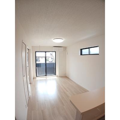 セレーノ　エム 105【管理NO：1-028653501-01040】 ★家具家電は申し込み後に搬入します★ ★2026年10月上旬入居可能★の物件写真2