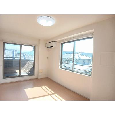 プロフィット 305【管理NO：1-019644502-03040】 ★家具家電は申し込み後に搬入します★ ★2026年08月下旬入居可能★の物件写真2