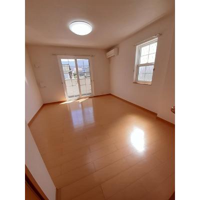 ノヴェール新幸Ⅱ 106【管理NO：1-015185301-01050】 ★家具家電は申し込み後に搬入します★の物件写真2
