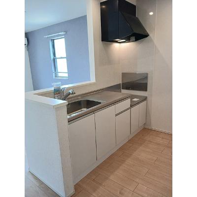アヴニール 205【管理NO：1-023438501-02040】 ★家具家電は申し込み後に搬入します★の物件写真3