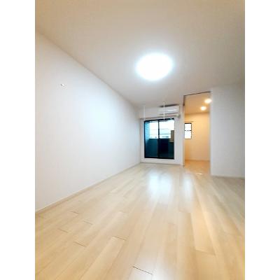 モン・シュシュⅡ 201【管理NO：1-027259802-02010】 ★家具家電は申し込み後に搬入します 2026年07月下旬入居可能の物件写真2