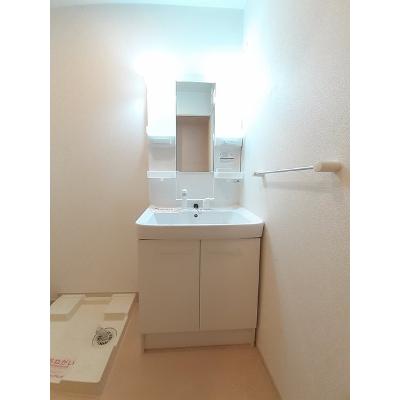 レ・クローチェ 101【管理NO：1-020527201-01010】 ★家具家電は申し込み後に搬入します★の物件写真6