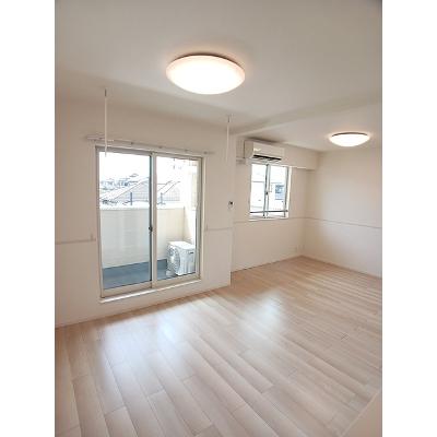 メルヴェーユ 203【管理NO：1-026078501-02030】 ★家具家電は申し込み後に搬入します★の物件写真2