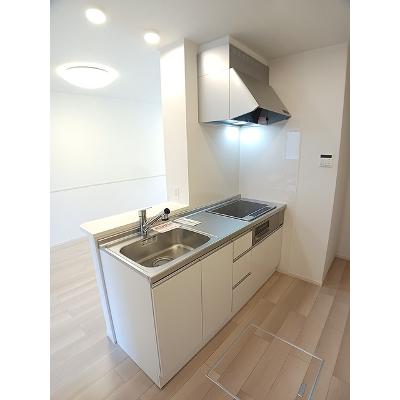 Ｃｏｒｓｏ　Ｐｒｅｓｓｏ　Ⅱ 102【管理NO：1-027696302-01020】 ★家具家電は申し込み後に搬入します★の物件写真3
