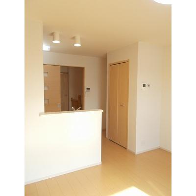 エレガンシア 204【管理NO：1-019527901-02040】 ★家具家電は申し込み後に搬入します★ ★2026年08月上旬入居可能★の物件写真2