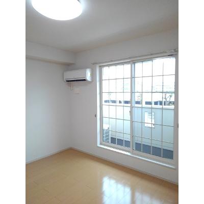 ラフテル 202【管理NO：1-017437301-02020】 ★家具家電は申し込み後に搬入します 2026年08月上旬入居可能の物件写真2