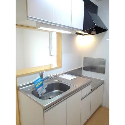 ラフテル 202【管理NO：1-017437301-02020】 ★家具家電は申し込み後に搬入します 2026年08月上旬入居可能の物件写真3