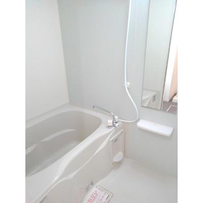 ラフテル 202【管理NO：1-017437301-02020】 ★家具家電は申し込み後に搬入します 2026年08月上旬入居可能の物件写真4