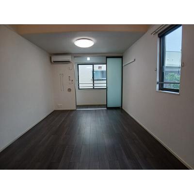 コンパートメント　アゴラ 203【管理NO：1-019374701-02030】 ★家具家電は申し込み後に搬入します 2026年09月中旬入居可能の物件写真2