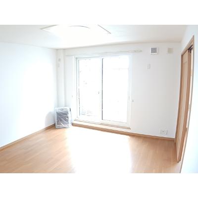 ジュエリーグラン 102【管理NO：1-013982901-01020】 ★家具家電は申し込み後に搬入します★の物件写真2