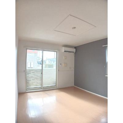 サンパラソルＡ 101【管理NO：1-019392201-01010】 ★家具家電は申し込み後に搬入します 2026年08月下旬入居可能の物件写真2