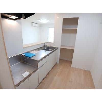 メゾン　ジャンティーユ 202【管理NO：1-021646601-02020】 ★家具家電は申し込み後に搬入しますの物件写真3