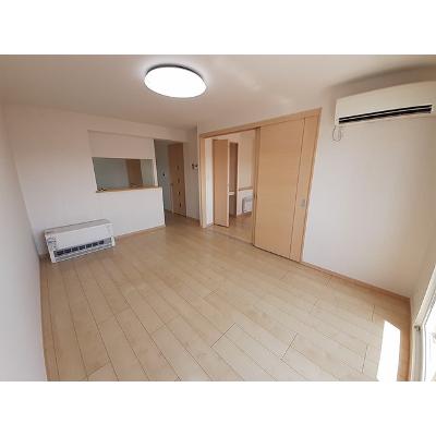 プリマヴェーラ・ルーチェ 401【管理NO：1-016829701-04010】 ★家具家電は申し込み後に搬入します 2026年10月中旬入居可能の物件写真2