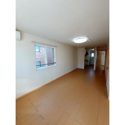 オビイーズ 201【管理NO：1-016998301-02010】 ★家具家電は申し込み後に搬入します 2026年08月下旬入居可能の物件写真2