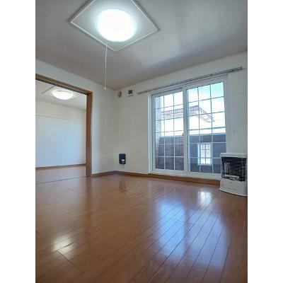 フォレストウィズダム 203【管理NO：1-014300901-02030】 ★家具家電は申し込み後に搬入します★ ★2026年10月下旬入居可能★の物件写真2