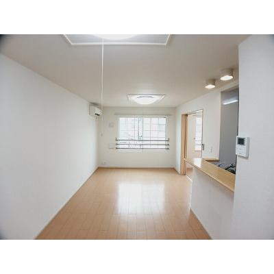メゾン・ド・フィオーレ 206【管理NO：1-018530601-02060】 ★家具家電は申し込み後に搬入します 2026年09月中旬入居可能の物件写真2