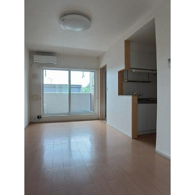 サニー 203【管理NO：1-017558001-02030】 ★家具家電は申し込み後に搬入します 2026年08月中旬入居可能の物件写真2
