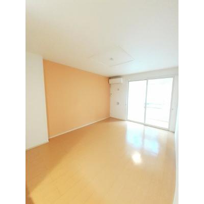 ジェルメ　ドゥ 102【管理NO：1-021200902-01020】 ★家具家電は申し込み後に搬入します★の物件写真2