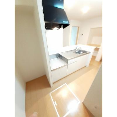 ジェルメ　ドゥ 102【管理NO：1-021200902-01020】 ★家具家電は申し込み後に搬入します★の物件写真3