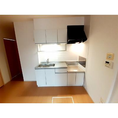 ベル　ブローテ 102【管理NO：1-017568401-01020】 ★家具家電は申し込み後に搬入します★の物件写真3
