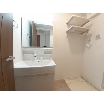 apartment 山形県東根市大字羽入２９９番地１ 

↓地図はこちらから
