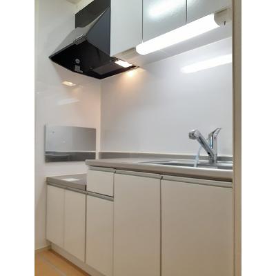 エスポワールⅢ 102【管理NO：1-019567003-01020】 ★家具家電は申し込み後に搬入します 2026年08月下旬入居可能の物件写真3