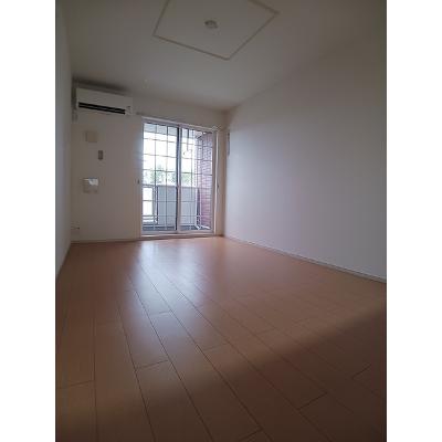 ラ・ルミエールⅠ 106【管理NO：1-018767701-01050】 ★家具家電は申し込み後に搬入します★の物件写真2