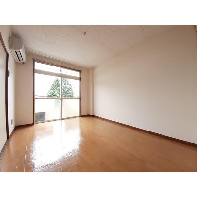 エルディム山　Ａ 201【管理NO：1-003633801-02010】 ★家具家電は申し込み後に搬入します 2026年08月下旬入居可能の物件写真2