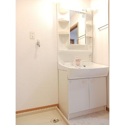 ラッフィナート・モルティＢ 203【管理NO：1-011751602-02030】 ★家具家電は申し込み後に搬入します★の物件写真6