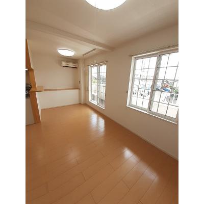 グランツ 203【管理NO：1-017139801-02030】 ★家具家電は申し込み後に搬入します★ ★2026年10月中旬入居可能★の物件写真2